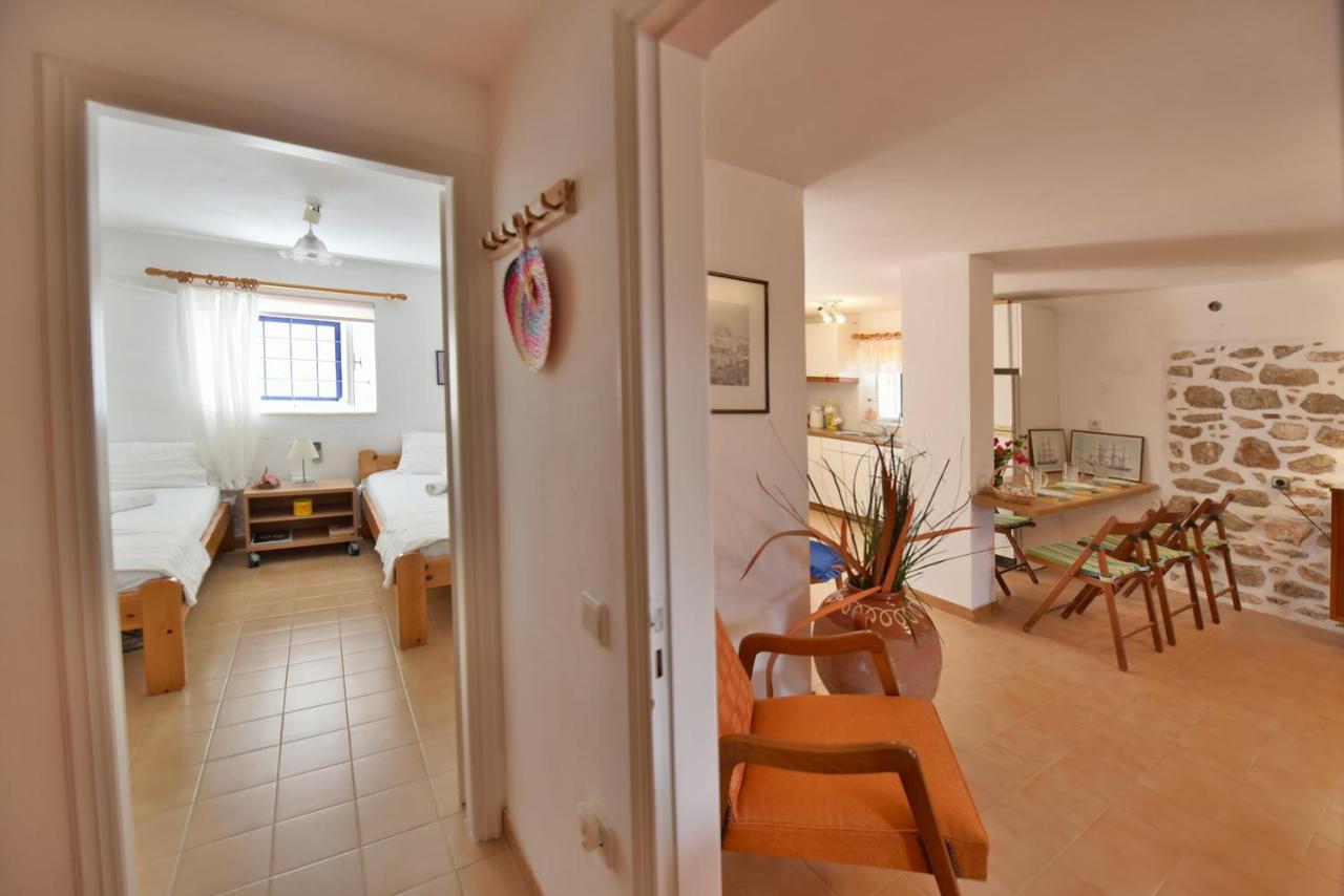 Вилла Options House Идра Экстерьер фото