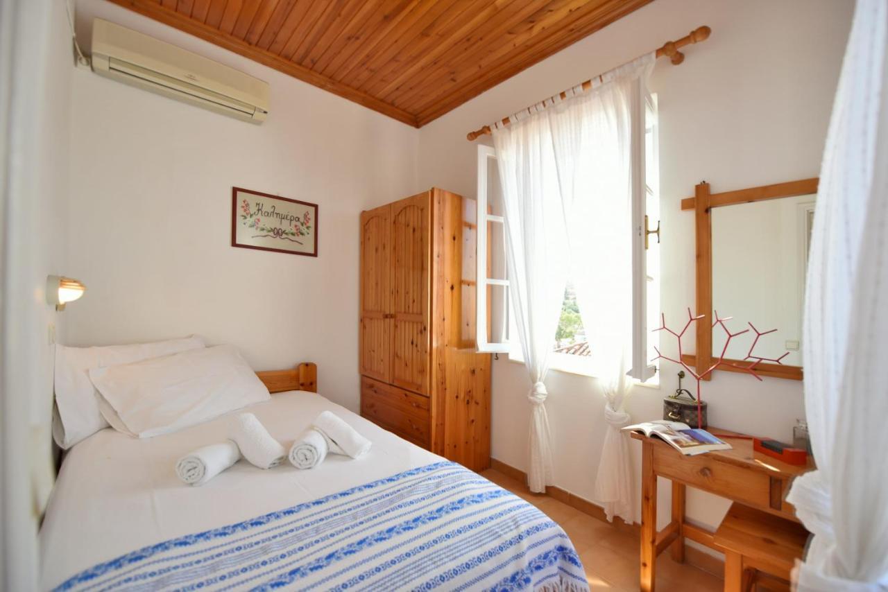 Вилла Options House Идра Экстерьер фото