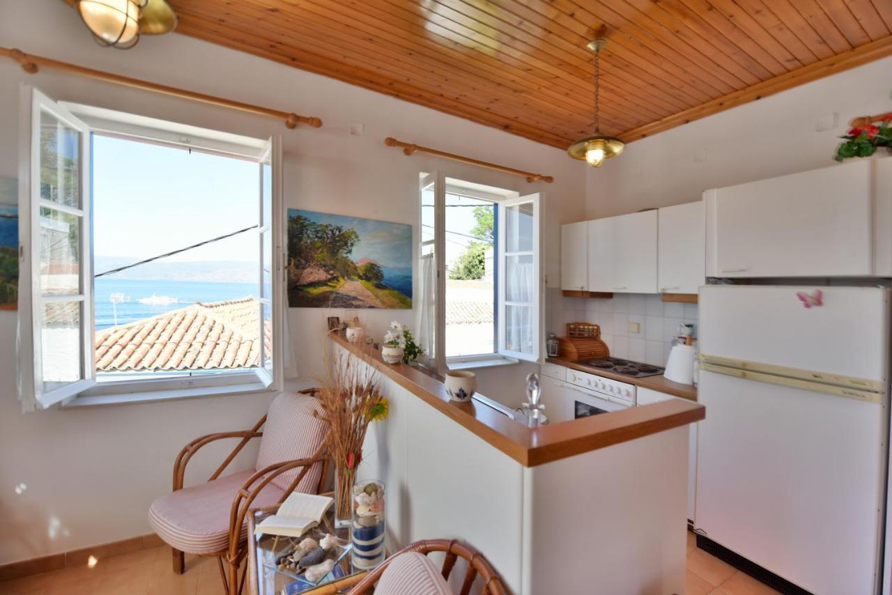 Вилла Options House Идра Экстерьер фото